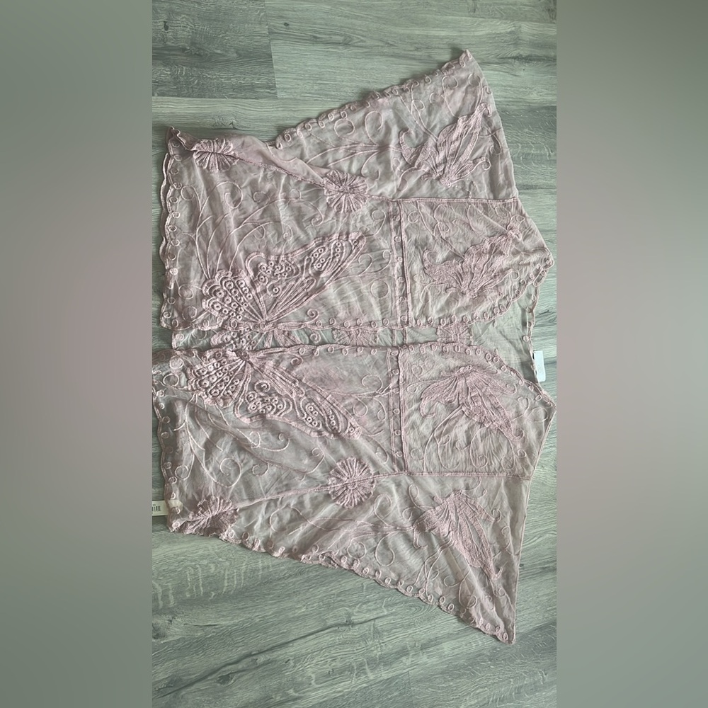 Lace kimono